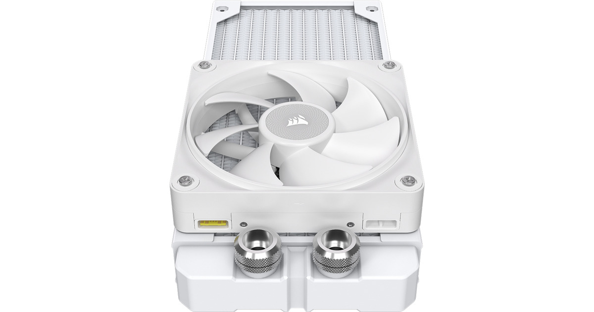 Corsair Hydro X Series XR5 140  140mm Radiator; 33mm Thick , A Slim Type 140mm Rad