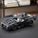 LEGO 42127 Technic Batmans Batmobil, Konstruktionsspielzeug Bausatz aus dem Batman-Film von 2022 mit Leuchtsteinen