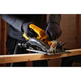 Stanley Akku-Handkreissaege (SFMCS551B-XJ), 18Volt, Handkreissäge schwarz/gelb, ohne Akku und Ladegerät