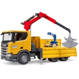 bruder 03551 Scania Super 560R Baustellen-LKW mit Kran und 2 Paletten, Modellfahrzeug 
