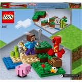 LEGO 21177 Minecraft Der Hinterhalt des Creeper, Konstruktionsspielzeug Spielzeugset mit Steve, Schweinchen- und Kükenfiguren, Kinderspielzeug ab 7 Jahren mit Minifiguren