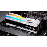 G.Skill DIMM 48 GB DDR5-6000 (2x 24 GB) Dual-Kit, Arbeitsspeicher weiß, F5-6000J2636H24GX2-TZ5NRW, Trident Z5 NEO RGB, AMD EXPO