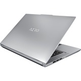 GIGABYTE AERO 16 YE5-A4DE948HP, Gaming-Notebook silber, Windows 11 Pro, 2 TB SSD