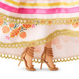 Mattel Barbie Signature Dia De Muertos 2025 -  Puppe in einem cremefarbenen Rüschenkleid 