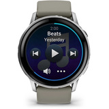 Garmin Venu 4 - 45 mm, Smartwatch schwarz/Silber, Silikon-Armband in grau