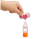 MGA Entertainment Yummiland Lip Gloss Doll: Mystery Color Change - Poppy Melonberry, Puppe 