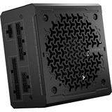 Corsair RM750e, PC-Netzteil schwarz, 1x 12 Pin High Power GPU, 1x PCIe, Kabel-Management, 750 Watt