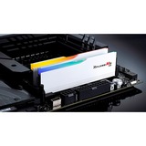 G.Skill DIMM 64 GB DDR5-6400 (2x 32 GB) Dual-Kit, Arbeitsspeicher weiß, F5-6400J3239G32GX2-RM5RW, Ripjaws M5 RGB, INTEL XMP