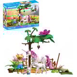 PLAYMOBIL 71839 Magic Unicorns: Einhorn-Stall für Mama und Fohlen, Konstruktionsspielzeug 