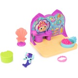 Spin Master Gabby's Dollhouse Deluxe Room Spielset - Wellness Raum mit Meerkätzchen, Spielfigur 