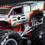 Spin Master Monster Jam 2er-Pack Iron Man vs. War Machine, Spielfahrzeug Maßstab 1:64