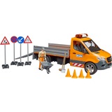 bruder 02677 MB Sprinter Kommunal mit Light & Sound Modul, Modellfahrzeug orange, Inkl. Fahrer und Zubehör