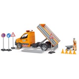 bruder 02677 MB Sprinter Kommunal mit Light & Sound Modul, Modellfahrzeug orange, Inkl. Fahrer und Zubehör