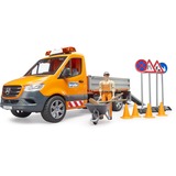 bruder MB Sprinter Kommunal mit Light & Sound Modul, Modellfahrzeug orange, Inkl. Fahrer und Zubehör