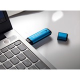 Kingston IronKey Vault Privacy 50 8 GB, USB-Stick hellblau/schwarz, USB-A 3.2 Gen 1