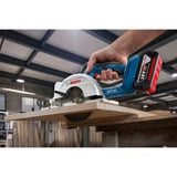 Bosch Professional Akku-Handkreissäge GKS 18V-51 Professional solo, 18Volt blau/schwarz, ohne Akku und Ladegerät, Ø 140mm