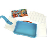 Theo Klein Hot Wheels - Sammelkoffervitrine mit Licht, Aufbewahrungsbox hellblau/transparent, für 54 Fahrzeuge, 1:64