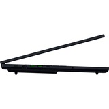 Razer Blade 18 (RZ09-05299GR9-R3G1), Gaming-Notebook schwarz, Intel® Core™ Ultra 9 275HX, NVIDIA GeForce RTX 5090, 64 GB DDR5, 4 TB (4 TB SSD), Windows 11 Home