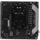 ASRock B650E PG-ITX WIFI, Mainboard schwarz/rot