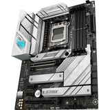 ASUS ROG STRIX B650-A GAMING WIFI, Mainboard silber