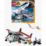 LEGO 76947 Jurassic World Quetzalcoatlus: Flugzeug-Überfall, Konstruktionsspielzeug Set mit Spielzeug-Flugzeug und Dinosaurier-Figur für Kinder ab 7 Jahre