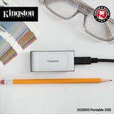 Kingston XS2000 Portable SSD 1 TB, Externe SSD silber/schwarz, USB-C 3.2 Gen 2x2 (20 Gbit/s)