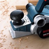 Bosch Hobel GHO 40-82 C Professional, Elektrohobel blau/schwarz, Handwerkerkoffer, 850 Watt