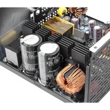 Thermaltake Toughpower PF1 750W, PC-Netzteil schwarz, 4x PCIe, Kabel-Management, 750 Watt