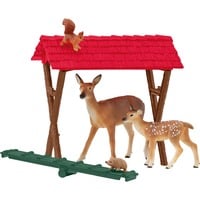 Schleich Farm World Fütterung der Waldtiere, Spielfigur 