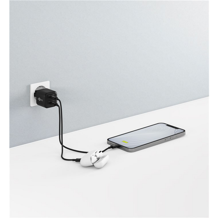 goobay USB-C Dual-Schnellladegerät Nano, PD, GaN, 35 Watt schwarz, 2x USB-C, Power Delivery 3.0
