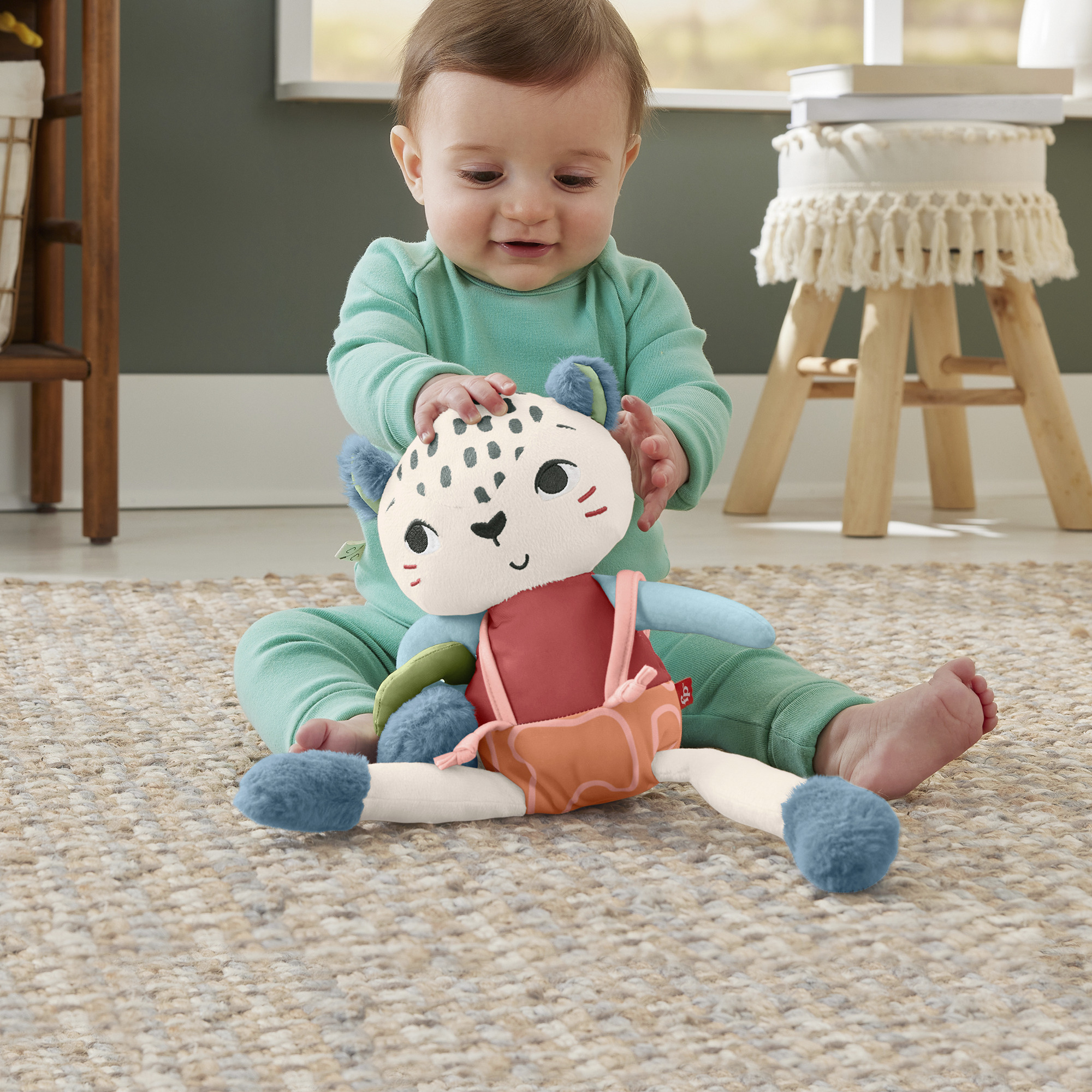 Fisher-Price Spiel-Schneeleopard, Kuscheltier sensorisches Spielzeug für Neugeborene